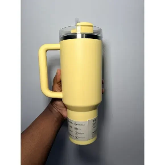 Stanley X Target Exclusive LEMONADE 40oz H2.O Quencher Tumbler BNWT - Picture 4 of 6